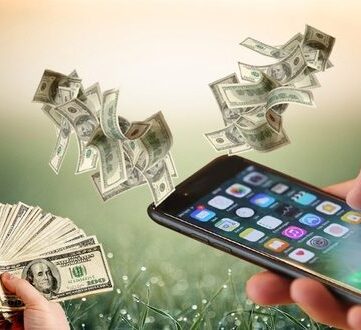 Four easy and effective ways to earn money with your mobile phone Four easy and effective ways to earn money with your mobile phone