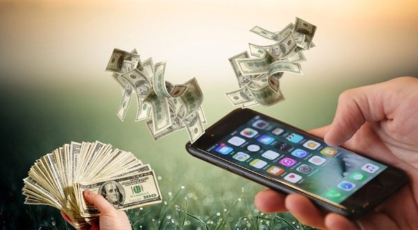 Four easy and effective ways to earn money with your mobile phone Four easy and effective ways to earn money with your mobile phone